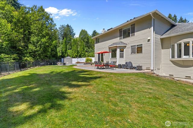 18223 Yew Way, Snohomish, WA 98296