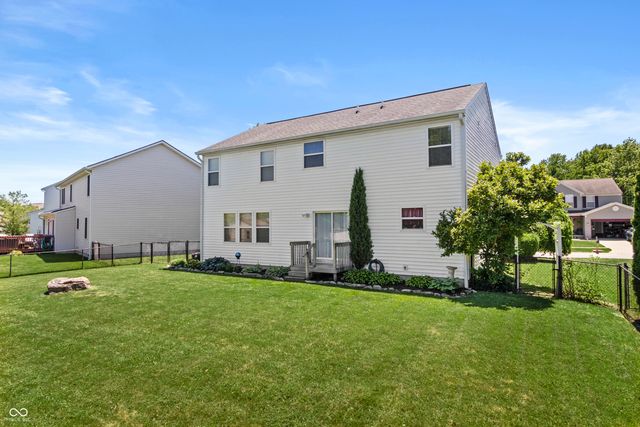 6618 Smithfield Drive, Indianapolis, IN 46237