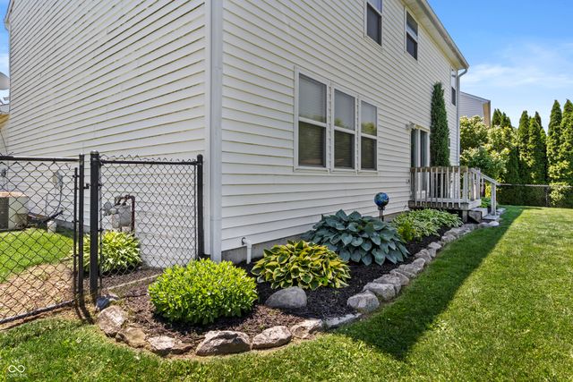 6618 Smithfield Drive, Indianapolis, IN 46237