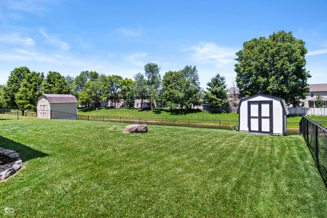 6618 Smithfield Drive, Indianapolis, IN 46237