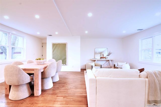 26 Clinton Street, Center Moriches, NY 11934