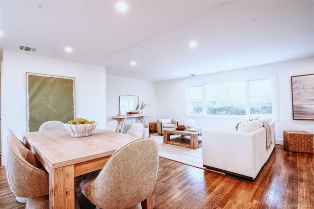 26 Clinton Street, Center Moriches, NY 11934