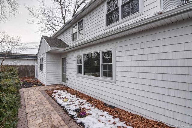 26 Clinton Street, Center Moriches, NY 11934