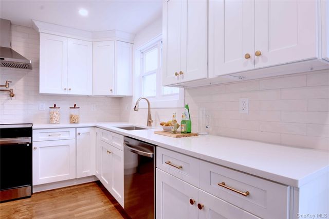 26 Clinton Street, Center Moriches, NY 11934