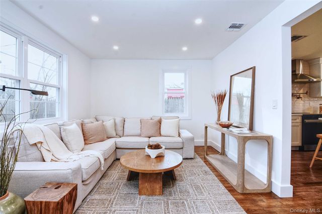 26 Clinton Street, Center Moriches, NY 11934