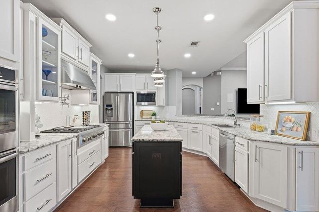 1848 Harvest Dance DR, Leander, TX 78641