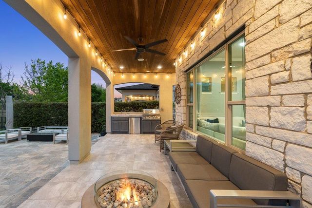 1848 Harvest Dance DR, Leander, TX 78641