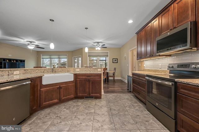 321 BLUE HERON RD, Dover, DE 19904