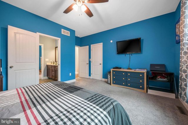 321 BLUE HERON RD, Dover, DE 19904