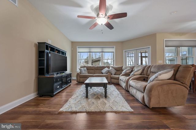 321 BLUE HERON RD, Dover, DE 19904