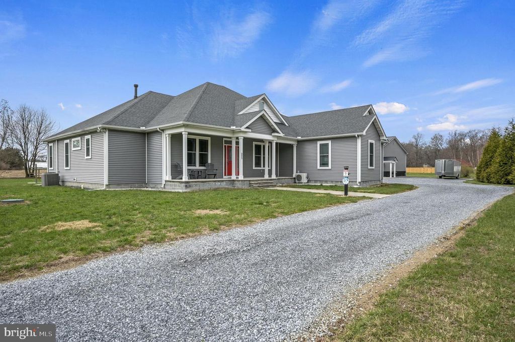 321 BLUE HERON RD, Dover, DE 19904