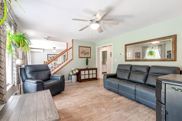 98 Gary Road, Middleton, NH 03887