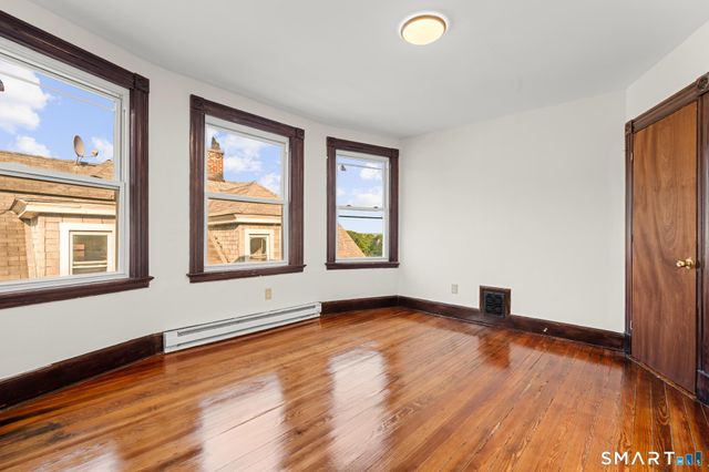 41 Plaza Avenue, Waterbury, CT 06710
