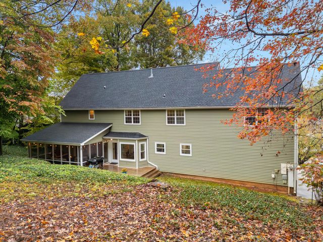 1016 Woodfern Trail, Hixson, TN 37343