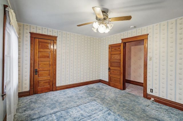 83 Magnolia Avenue, Battle Creek, MI 49017