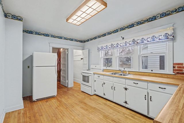 83 Magnolia Avenue, Battle Creek, MI 49017