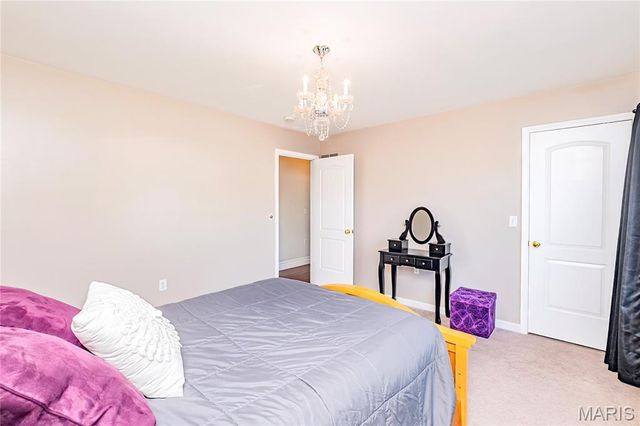 835 Memory Lane, Fenton, MO 63026