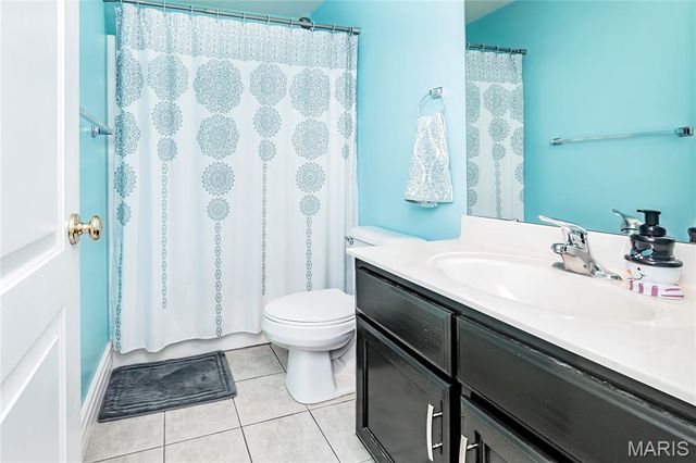 835 Memory Lane, Fenton, MO 63026