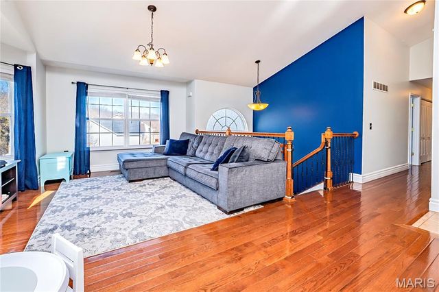 835 Memory Lane, Fenton, MO 63026