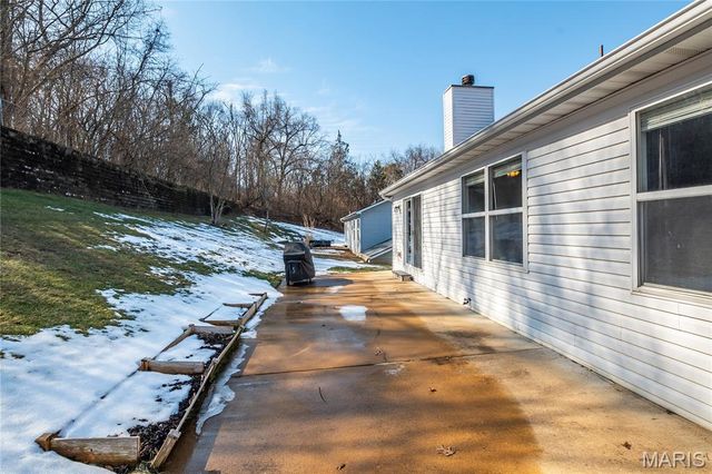 835 Memory Lane, Fenton, MO 63026