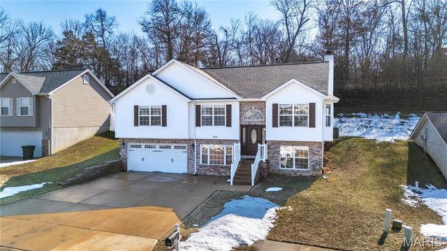 835 Memory Lane, Fenton, MO 63026