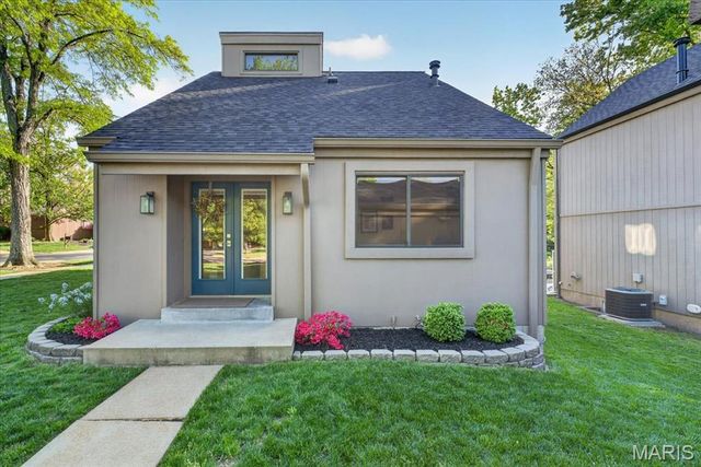 941 Woodside Village Lane, Manchester, MO 63021