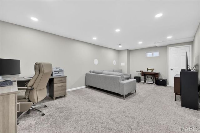 941 Woodside Village Lane, Manchester, MO 63021