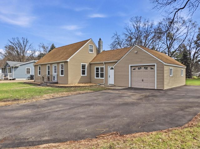 8781 Griggs Avenue, Circle Pines, MN 55014