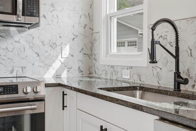 8781 Griggs Avenue, Circle Pines, MN 55014