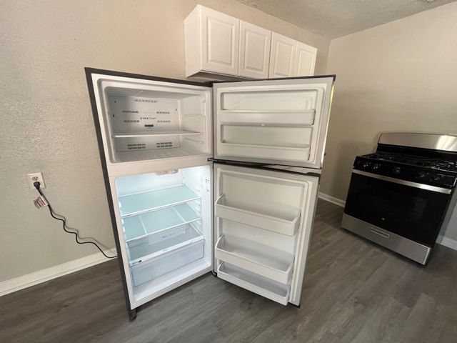 4831 Sycamore Avenue Avenue 04, Pasadena, TX 77503