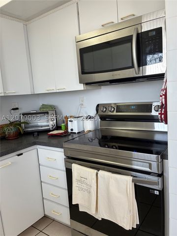 2980 E Point East Dr D608, Aventura, FL 33160