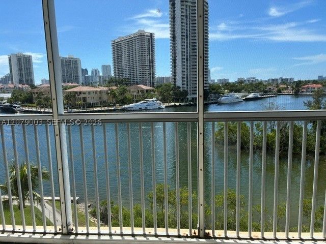 2980 E Point East Dr D608, Aventura, FL 33160