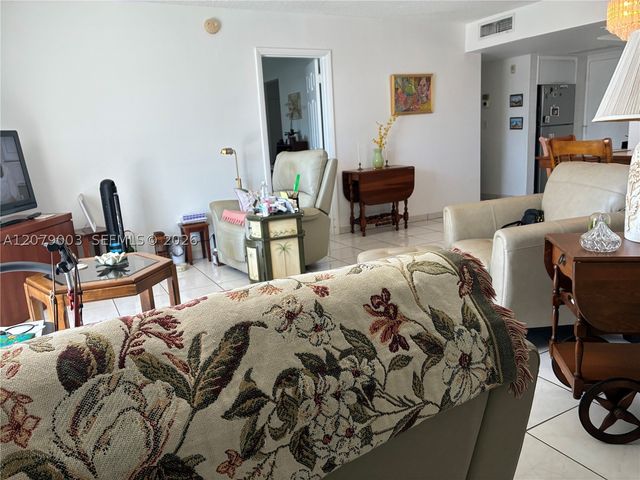 2980 E Point East Dr D608, Aventura, FL 33160