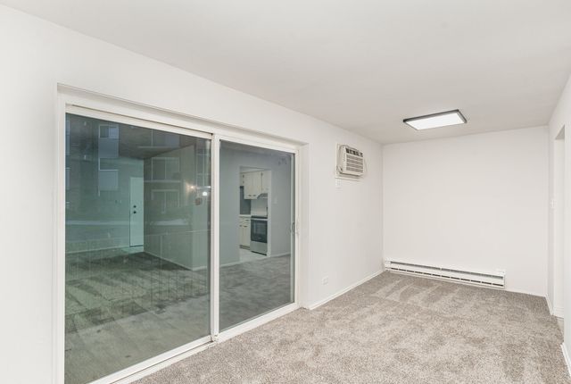 9724 S Karlov Avenue 103, Oak Lawn, IL 60453