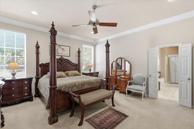 144 Saddle Brook Drive, Hudson Oaks, TX 76087