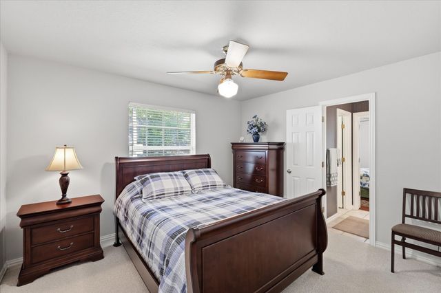 144 Saddle Brook Drive, Hudson Oaks, TX 76087