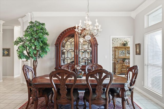 144 Saddle Brook Drive, Hudson Oaks, TX 76087