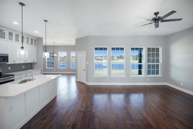 23690 Champion Drive, Lindale, TX 75771