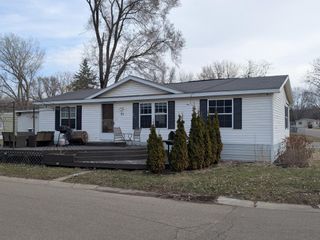 51 Valley Green Park, Jordan, MN 55352