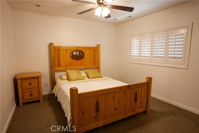 2359 Avian Way, Running Springs, CA 92382