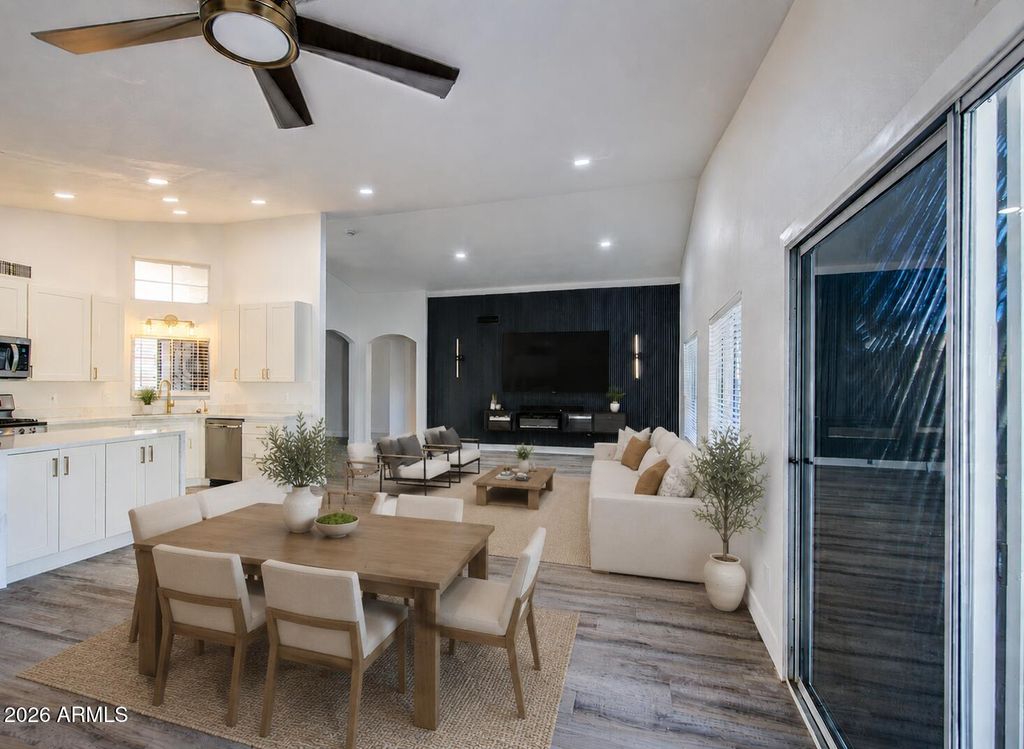 14672 W WHITTON Avenue, Goodyear, AZ 85395