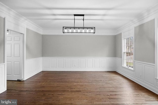 17 HARBOURTON RIDGE DR, Pennington, NJ 08534