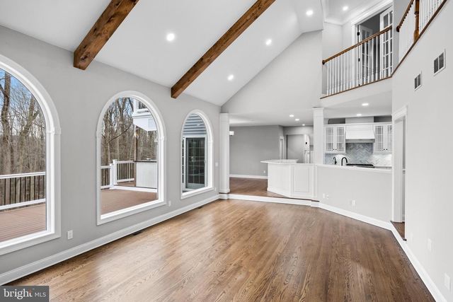 17 HARBOURTON RIDGE DR, Pennington, NJ 08534