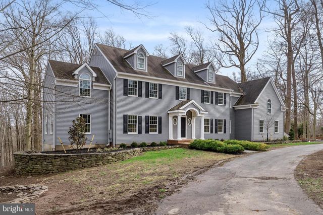 17 HARBOURTON RIDGE DR, Pennington, NJ 08534