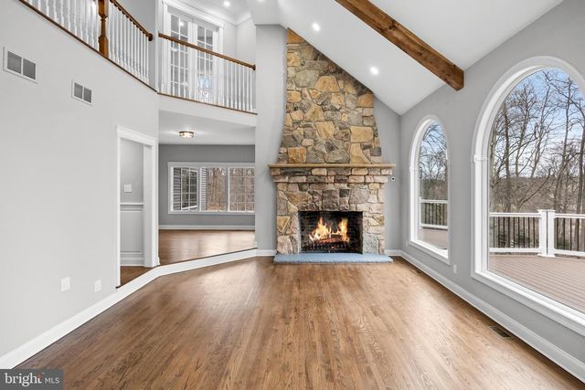 17 HARBOURTON RIDGE DR, Pennington, NJ 08534
