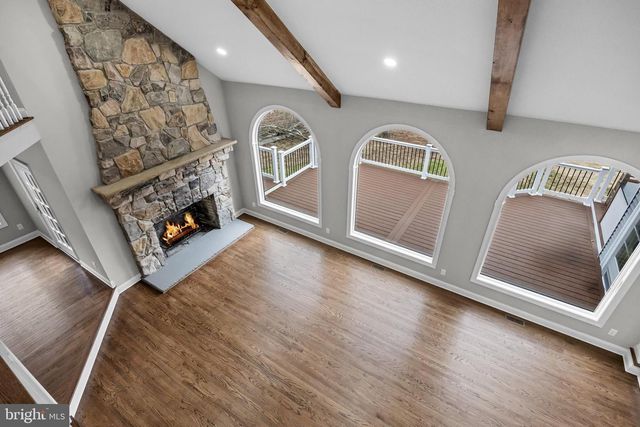 17 HARBOURTON RIDGE DR, Pennington, NJ 08534