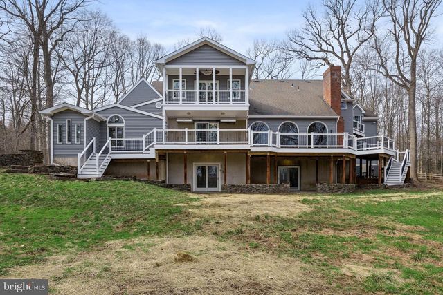 17 HARBOURTON RIDGE DR, Pennington, NJ 08534
