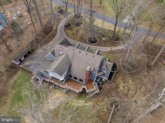 17 HARBOURTON RIDGE DR, Pennington, NJ 08534