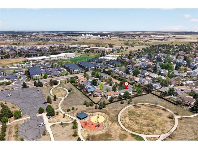 952 S Quintero Ct, Aurora, CO 80017
