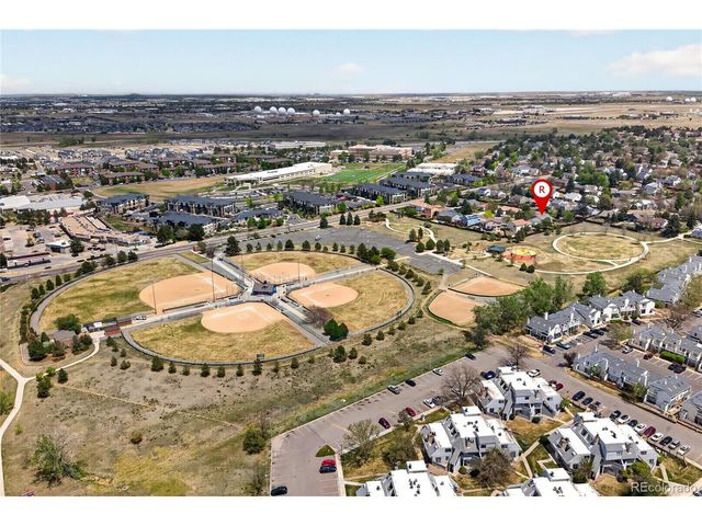 952 S Quintero Ct, Aurora, CO 80017